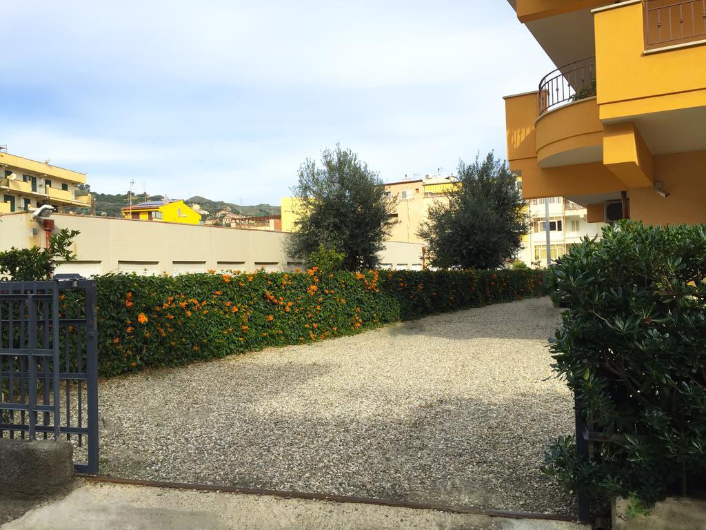 B&B Mareagro Санта-Тереза-ди-Рива Экстерьер фото