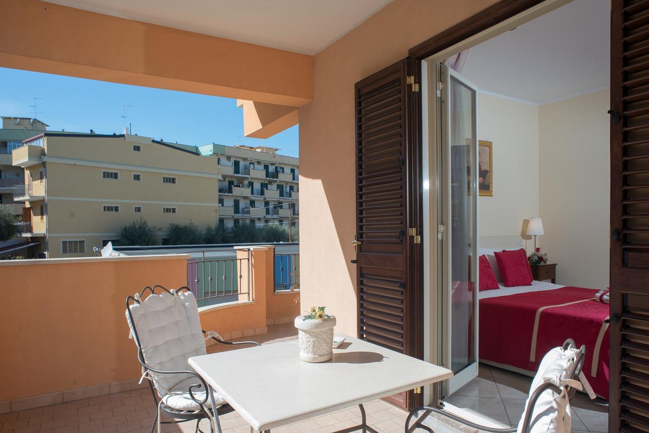 B&B Mareagro Санта-Тереза-ди-Рива Экстерьер фото